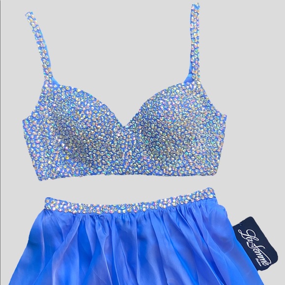 🆕 La Femme Two Piece Periwinkle Embellished Gown - Size 4 - Picture 2 of 11